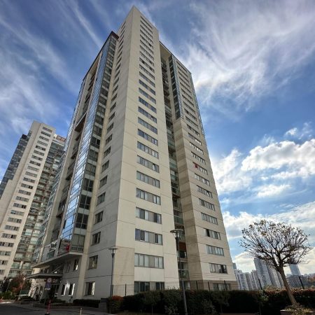 b7985e3c-dce2-4c6d-8ec3-f29c973f7b1a